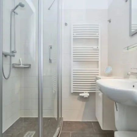 Apartment Urlaub Auf Ruegen Nahe Und Erlebnisbad Sellin (Rugen)